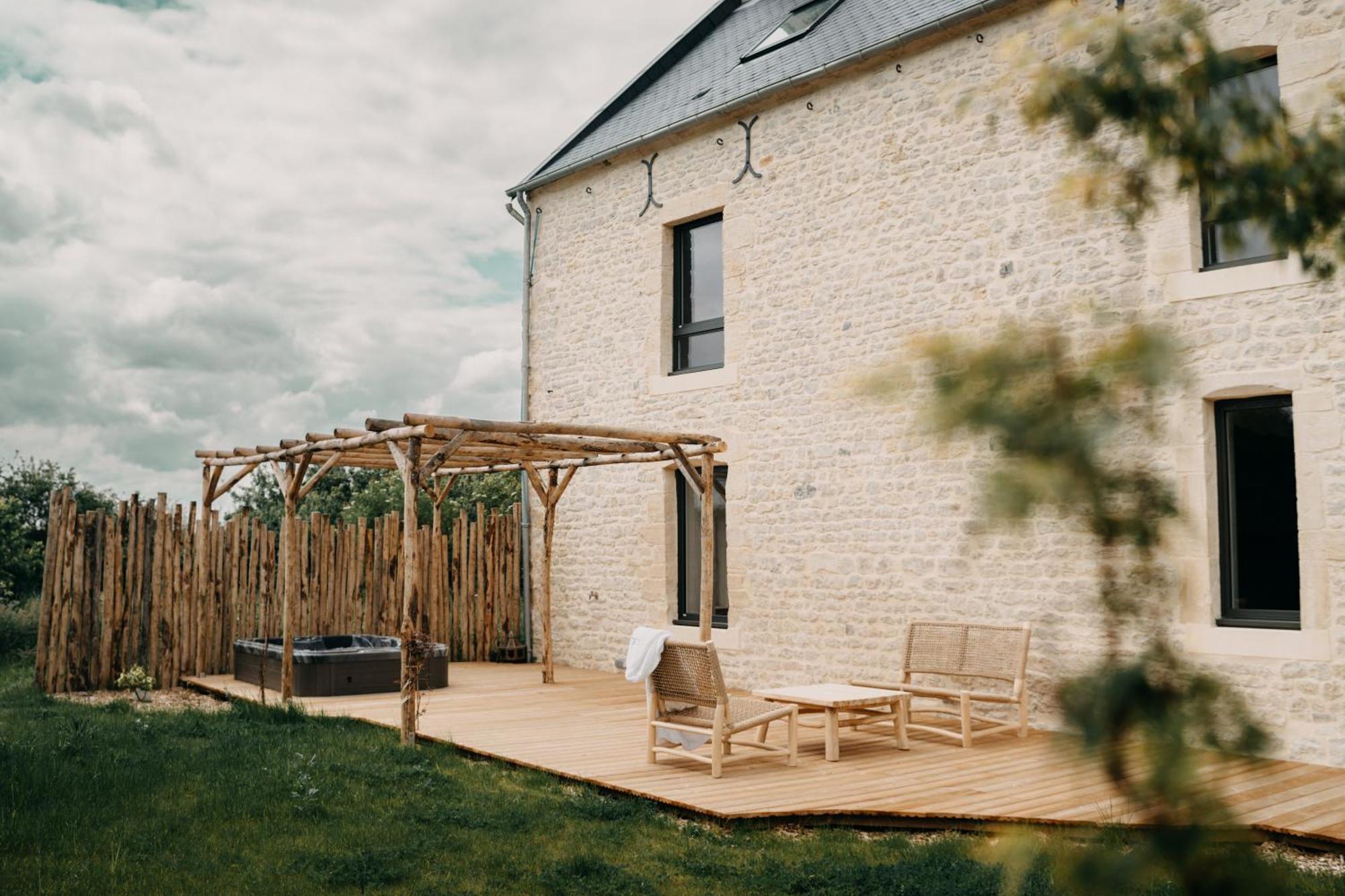 Le Clos D'Omaha Englesqueville-la-Percée Extérieur photo
