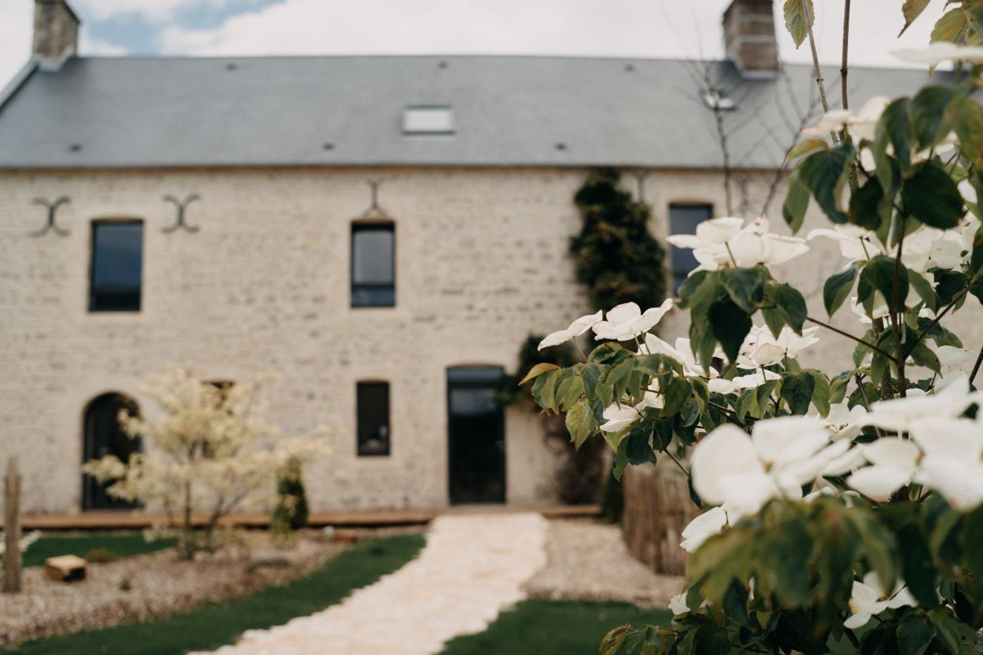Le Clos D'Omaha Englesqueville-la-Percée Extérieur photo